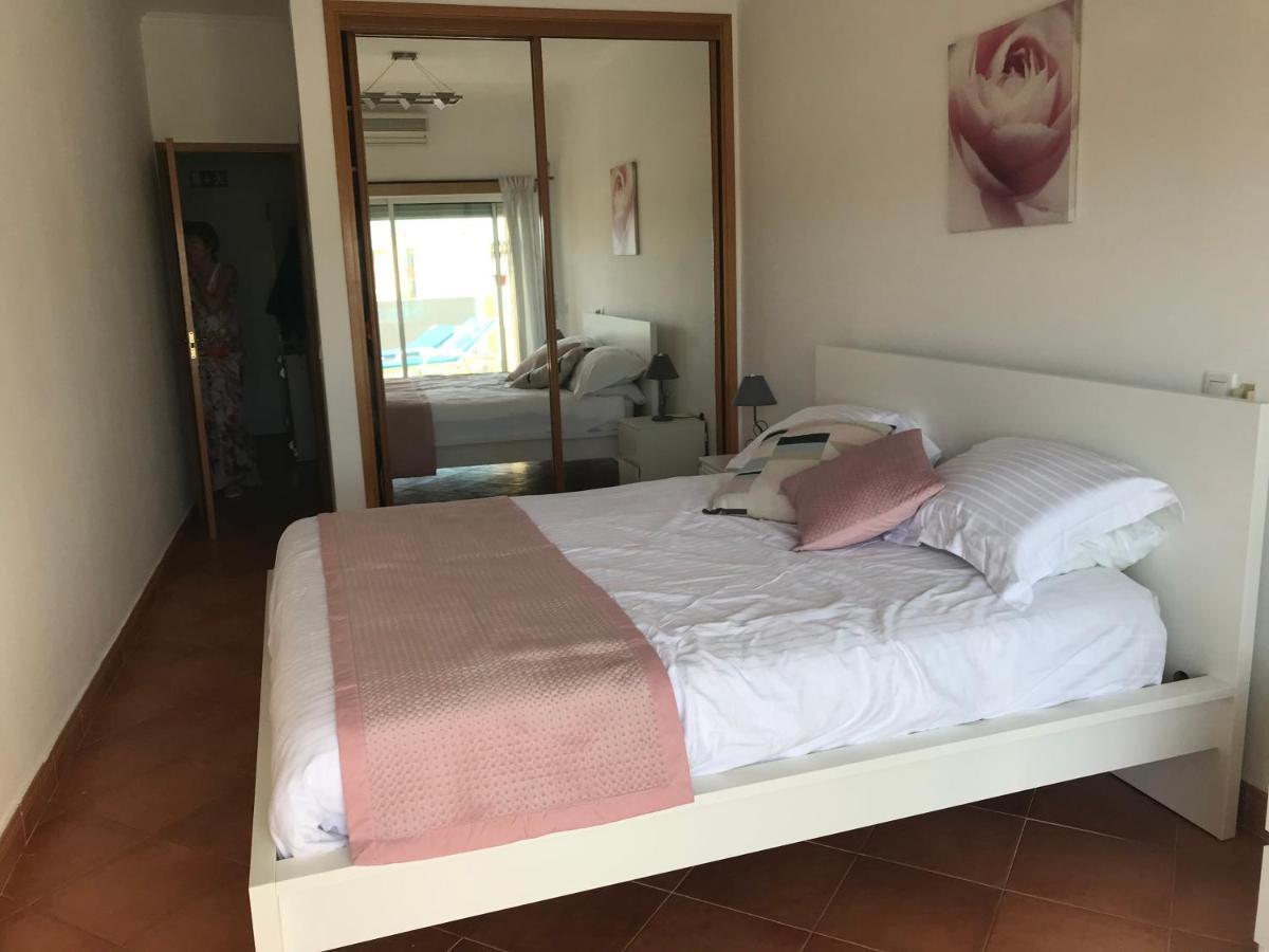 Condo Do Mar Lovely First Floor Apartment With Pool ラゴス エクステリア 写真