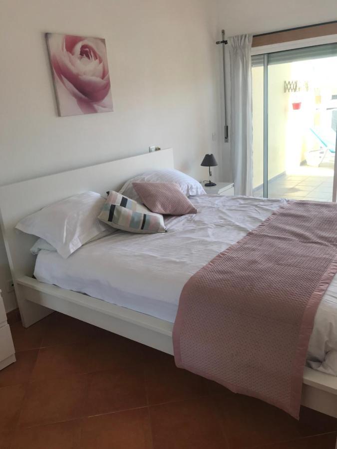 Condo Do Mar Lovely First Floor Apartment With Pool ラゴス エクステリア 写真